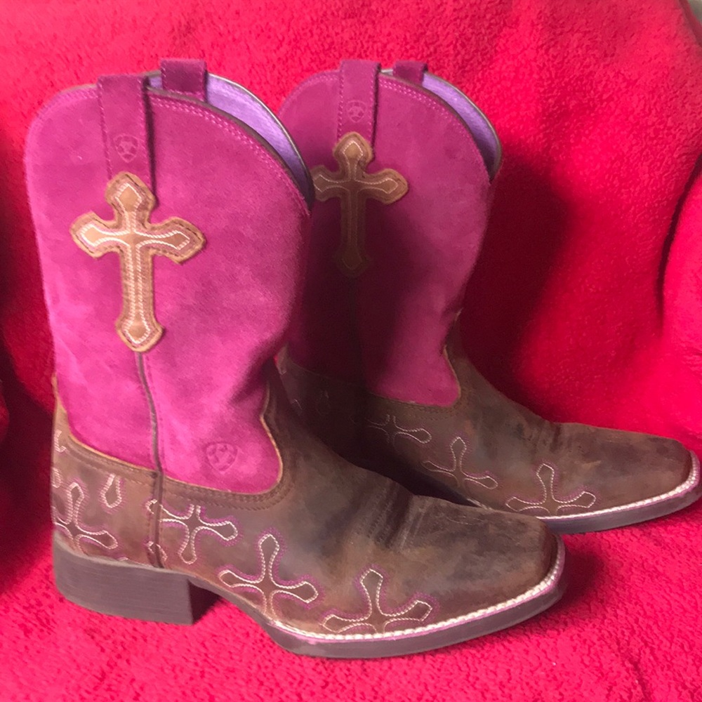 Ariat Boots. 🐎
